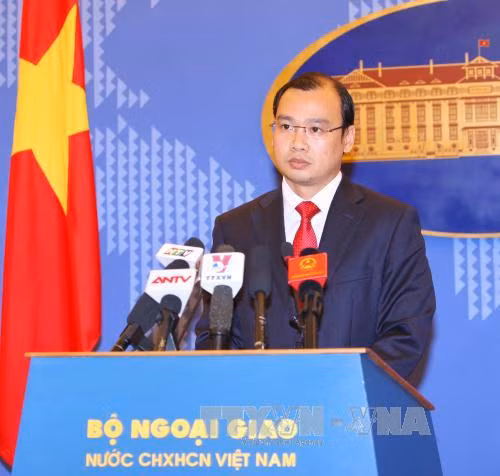 Trung Quốc phải chấm dứt ngay xây dựng tại Hoàng Sa, Trường Sa ảnh 1