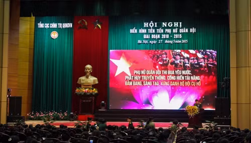Phụ nữ Quân đội thi đua yêu nước đảm đang - sáng tạo ảnh 1