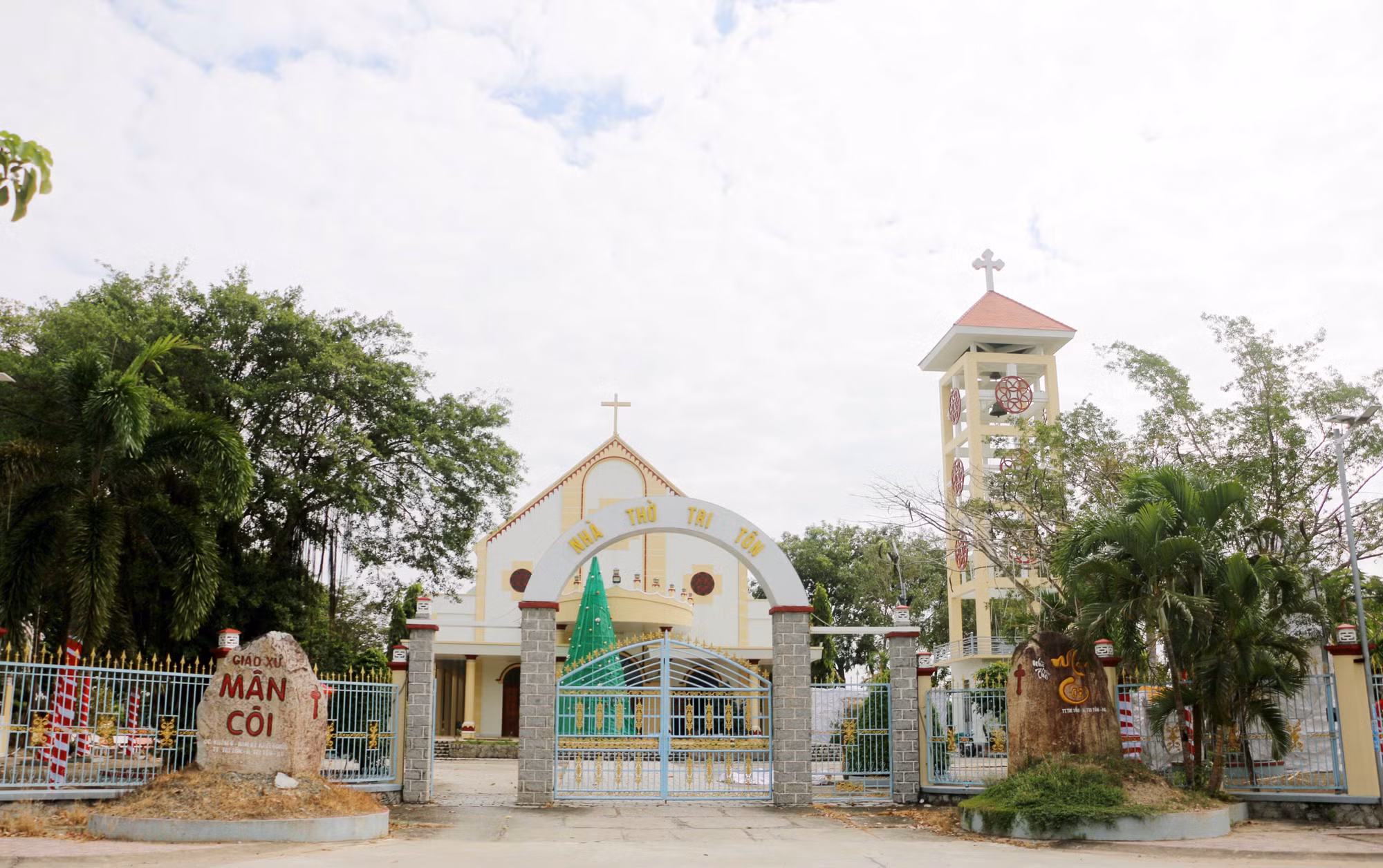 Một góc nhà thờ Tri Tôn của Giáo xứ Mân Côi, tại khóm 6, xã Tri Tôn, tỉnh An Giang.