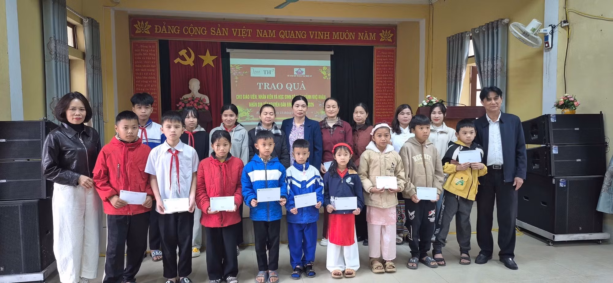 giao-vien-vung-cao-14022026-02.jpg