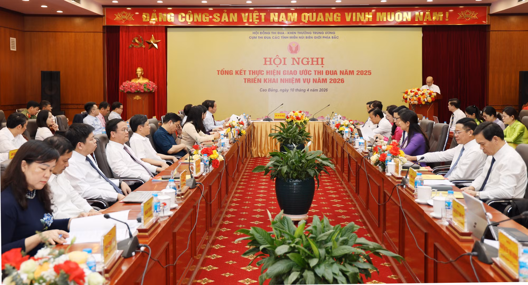 thi-dua-cao-bang-10042026-01.jpg