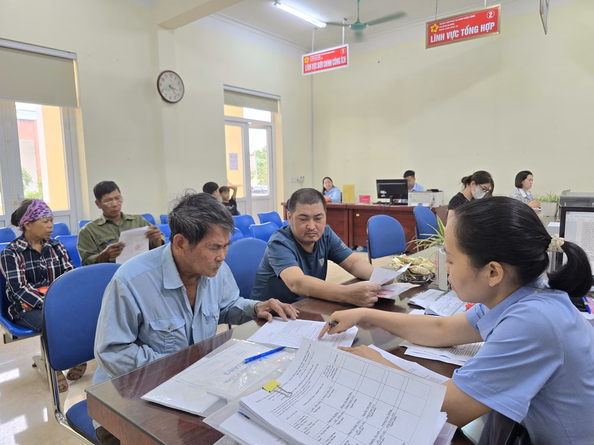 Tăng cường phân cấp, siết kỷ cương công vụ trong thực hiện chính quyền địa phương 2 cấp