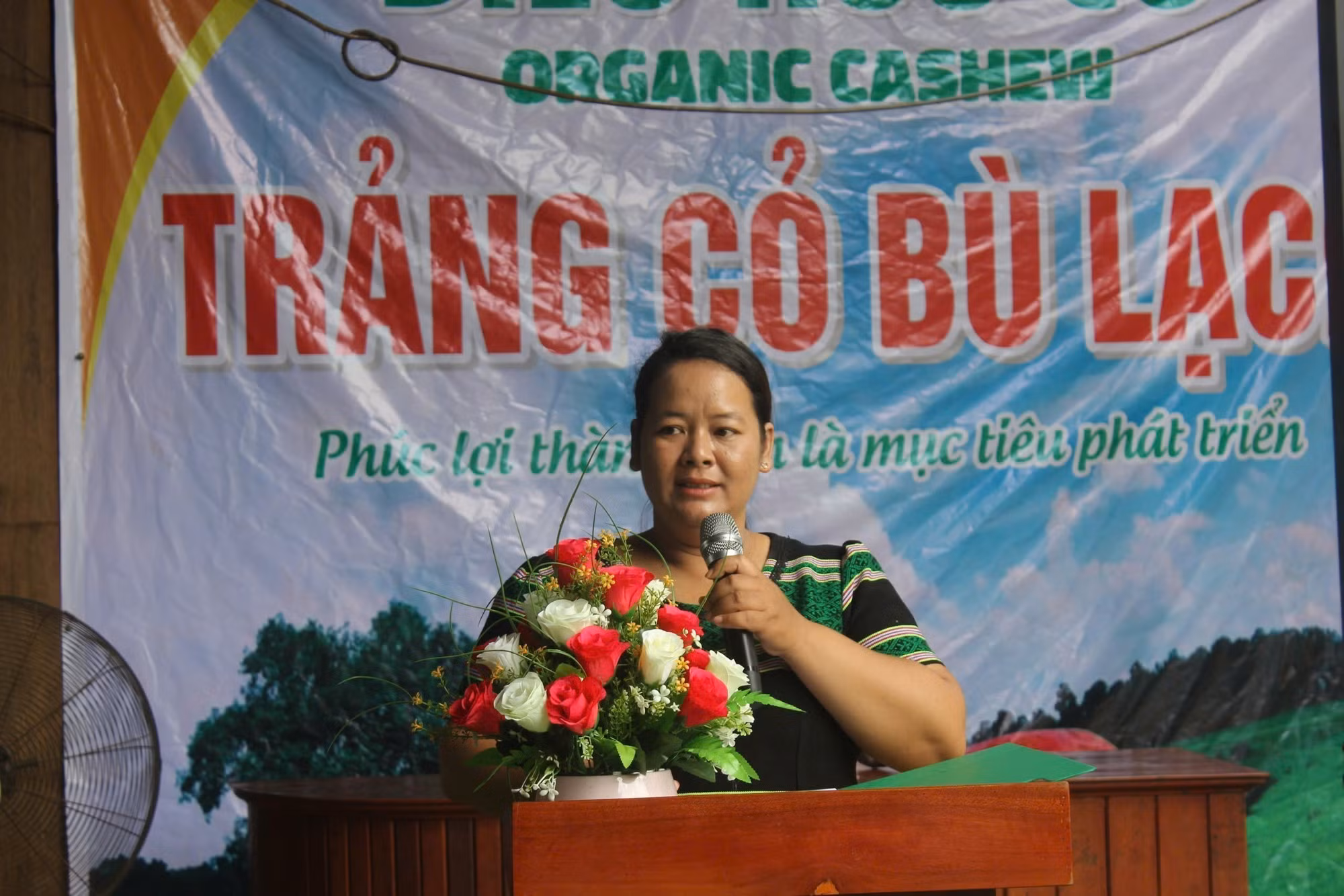 nu-dan-toc-mnong-19102025-01.jpg