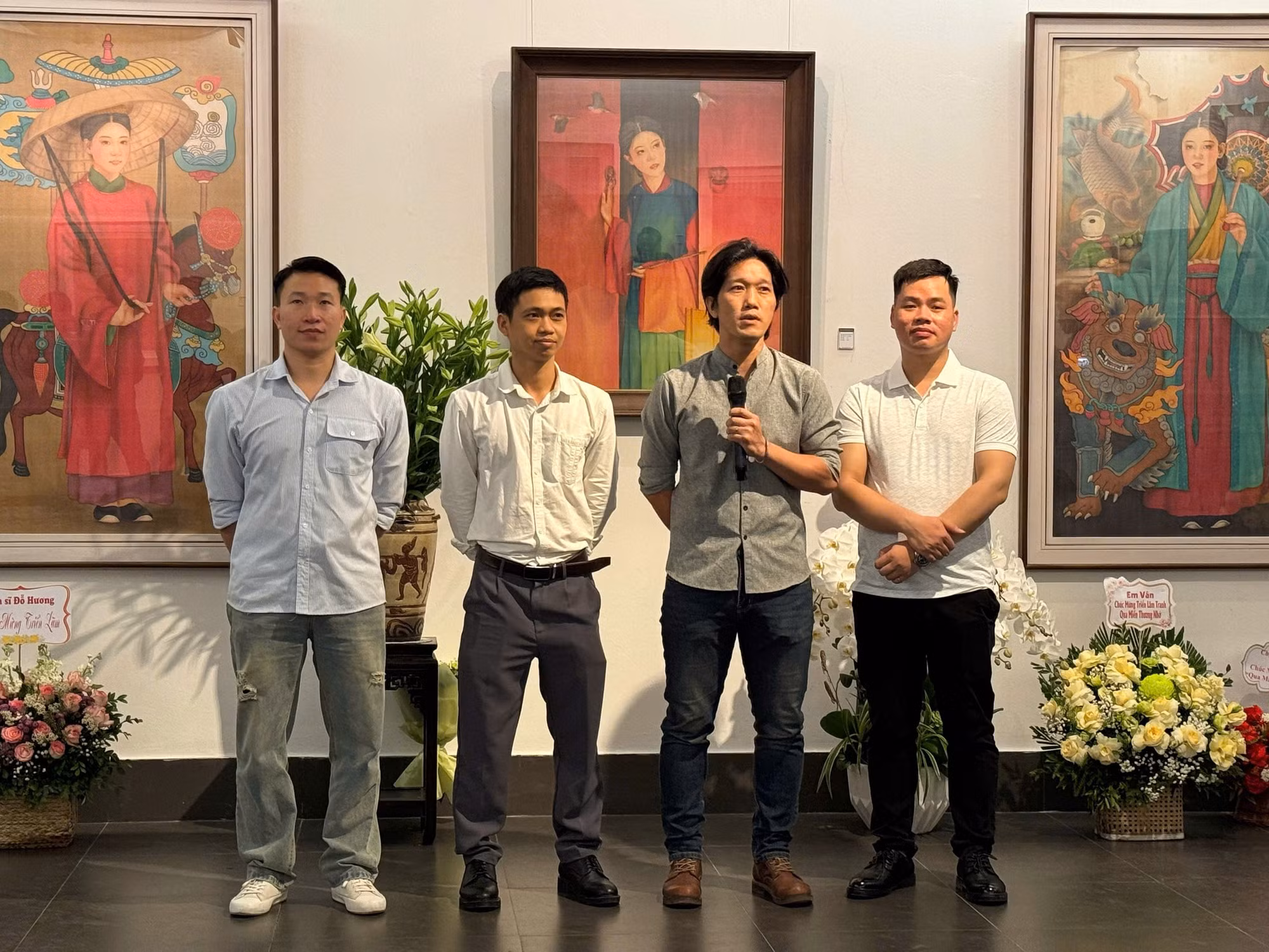 4-hoa-si.jpg