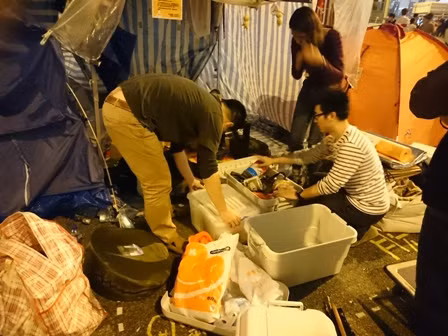 ‘Chiếm Trung tâm’ ở Hong Kong đêm trước ‘giờ G’ ảnh 5