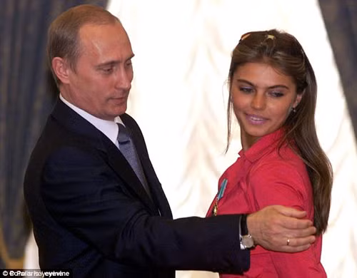 Tổng thống Putin tiết lộ 'đang yêu' ảnh 3