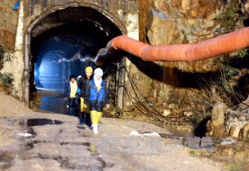 Vụ sập hầm thủy điện: Sẽ có thêm lỗ thông hơi và thoát nước ảnh 2