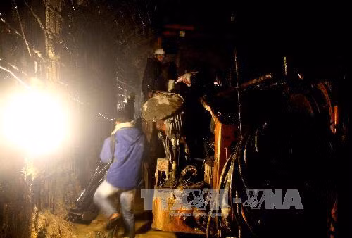 Thêm phương án giải cứu nạn nhân vụ sập hầm Lâm Đồng ảnh 2
