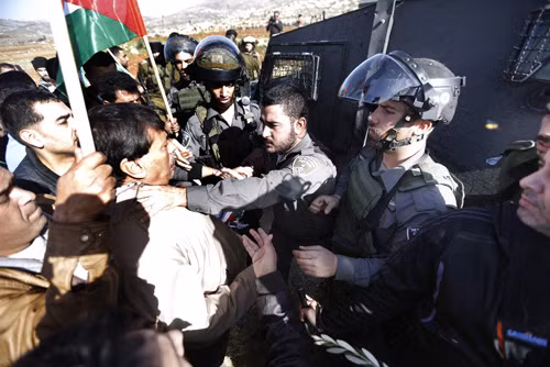 Bộ trưởng Palestine tử vong sau khi bị lính Israel hành hung ảnh 1