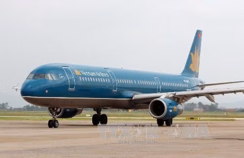 Vietnam Airlines kỷ niệm 20 năm mở đường bay Việt Nam-Pháp ảnh 1