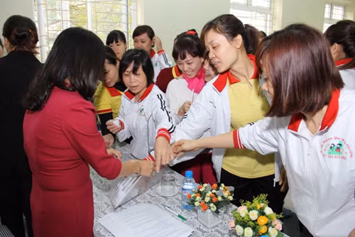 Cần định “chuẩn” hội thi giáo viên giỏi ảnh 1