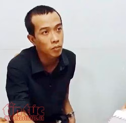 Bắt giữ trùm ma tuý đá 'thủ' súng và kiếm Nhật ở chung cư cao cấp TP Hồ Chí Minh ảnh 1