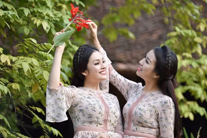Sao mai Tân Nhàn và Thu Hà làm MV ‘Hai quê’ sau 15 năm tình bạn ảnh 15