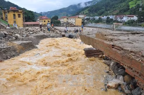 Vai trò của báo chí trong tuyên truyền giảm thiểu thiệt hại do thiên tai ảnh 1