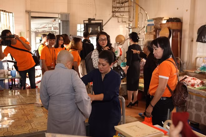 Lãnh sự Nam Phi tại TP Hồ Chí Minh tổ chức ‘Nhà sạch đón Tết’ lần thứ 4 ảnh 5