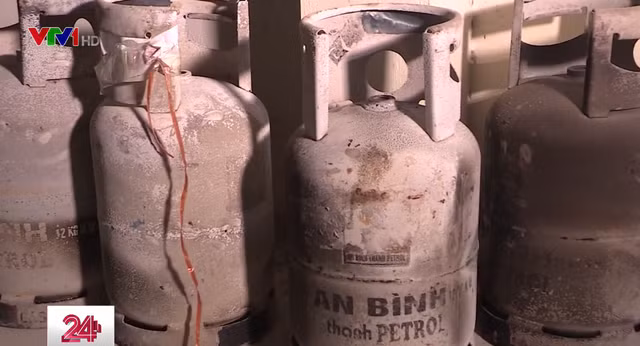 Điểm lại những vụ buôn bình gas giả, 'cắt tai mài vỏ', sang chiết gas trái phép ảnh 1