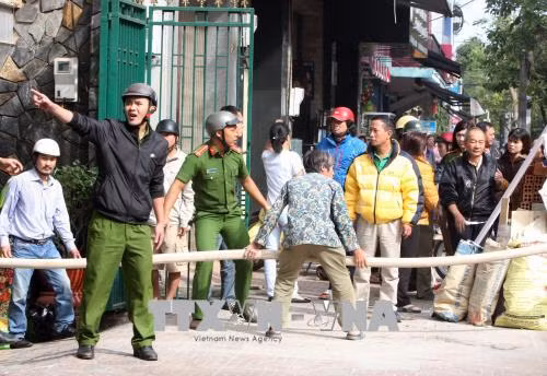 Cháy nhà 3 tầng tại thành phố Buôn Ma Thuột ảnh 1