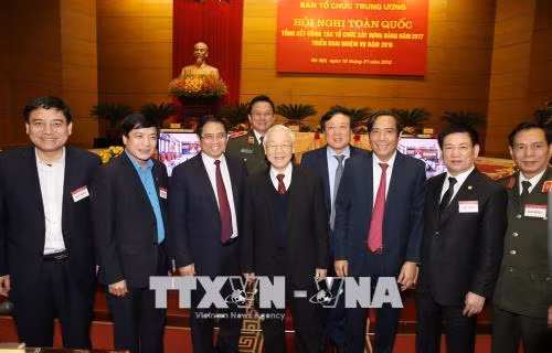 Chuẩn hóa, siết chặt kỷ cương, đổi mới mạnh mẽ công tác cán bộ ảnh 2