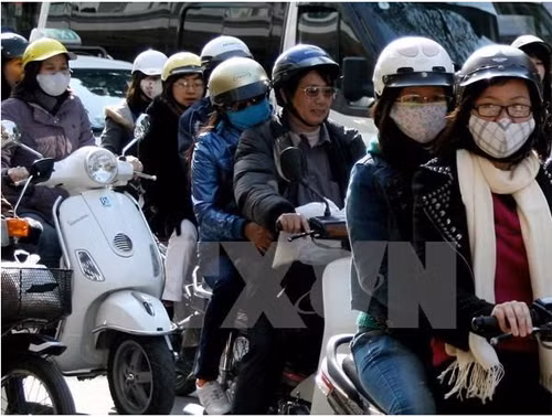 Đề phòng lốc xoáy và gió giật mạnh tại Nam Biển Đông ảnh 1