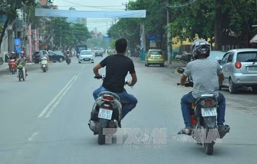 Thủ tướng chỉ thị đẩy mạnh quy định bắt buộc đội mũ bảo hiểm ảnh 1