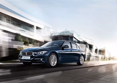 THACO chính thức công bố giá bán lô xe BMW nhập khẩu đầu tiên tại Việt Nam ảnh 4