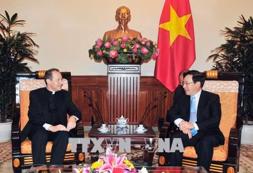 Thứ trưởng Ngoại giao Tòa thánh Antoine Camilleri thăm Việt Nam ảnh 2