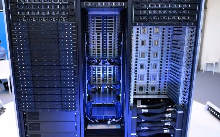 EU chạy đua chế tạo máy tính siêu tốc độ ảnh 1
