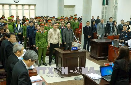 Chùm ảnh: Phiên tòa xét xử Trịnh Xuân Thanh và đồng phạm sáng 15/1 ảnh 1