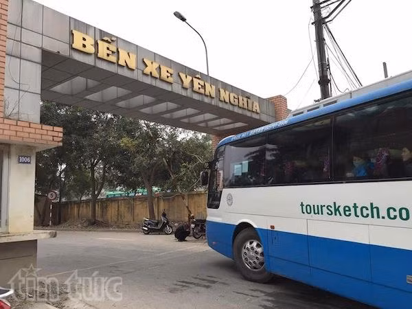 Chiều mùng 5 Tết, cửa ngõ phía Nam ùn ứ, các cửa ngõ vào nội đô 'vắng lạ' ảnh 7