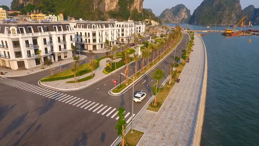 Mua nhà Vinhomes Dragon Bay, trúng Lexus ảnh 1