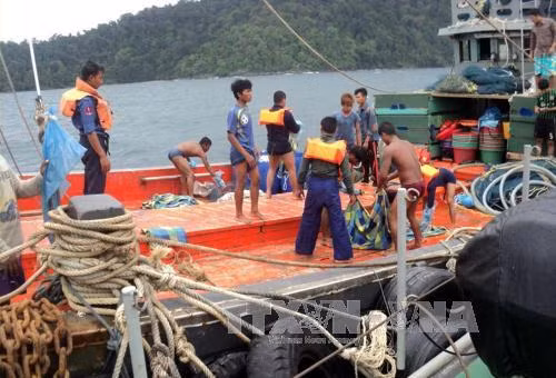 Tìm được 59 thi thể trong vụ rơi máy bay quân sự Myanmar ảnh 3