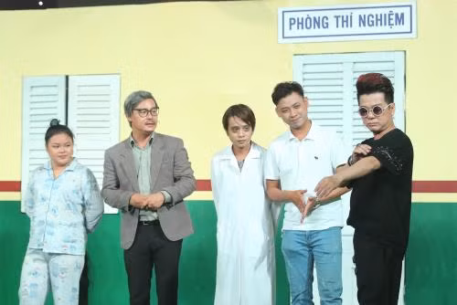 Ma mị nhưng không kém phần hài hước trong ‘Mật vụ ma ám’ ảnh 2