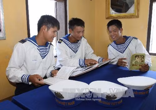 Sức sống Trường Sa - Bài 4: Biết ơn những người giữ biển ảnh 1