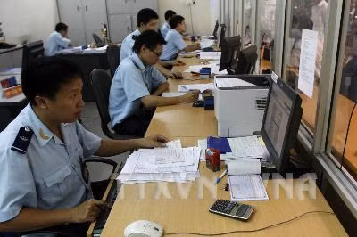 Lạng Sơn thu thuế xuất nhập khẩu đạt gần 25% chỉ tiêu ảnh 1