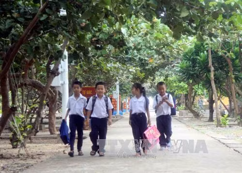 Sức sống Trường Sa: Bài cuối - Ngôi nhà lớn trên Biển Đông ảnh 2