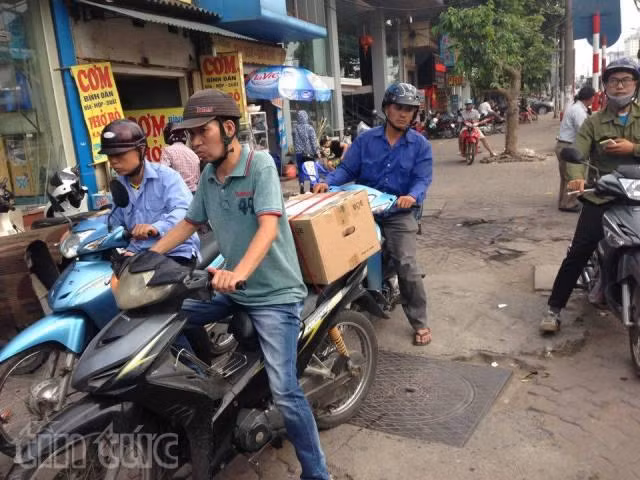 Nghẹt người bến xe Giáp Bát sau dịp nghỉ lễ dài ảnh 10
