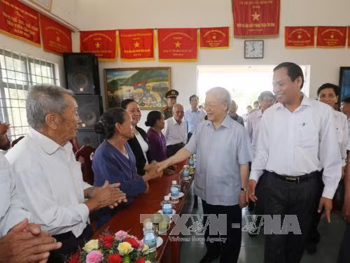 Tổng Bí thư: Khánh Hòa phát triển nhanh nhưng chưa thể bằng lòng ảnh 2