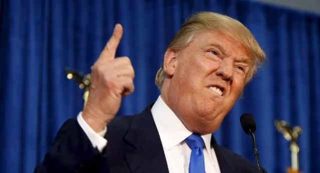 Ông Trump đề xuất bắn máy bay chiến đấu Nga ảnh 1