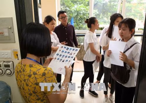 Hơn 98,5% thí sinh làm thủ tục dự thi THPT Quốc gia chiều 24/6 ảnh 1