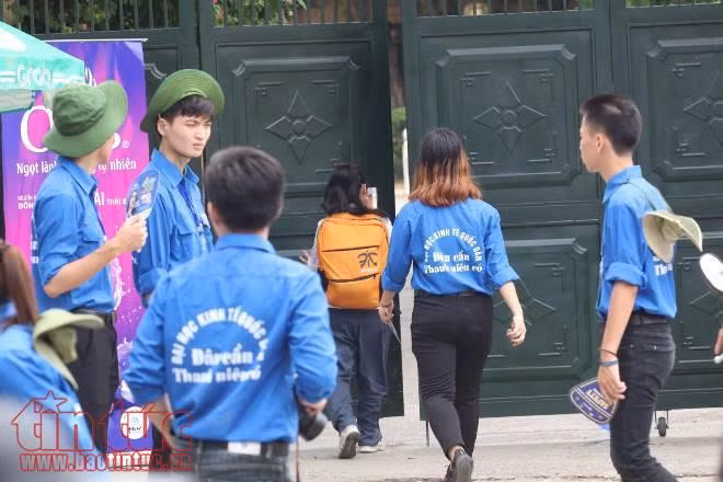 Chiều 25/6: Thí sinh làm bài thi môn Toán ảnh 6