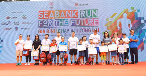 Giải chạy “Gia đình chạy vì tương lai- SeABank Run For The Future” ảnh 2