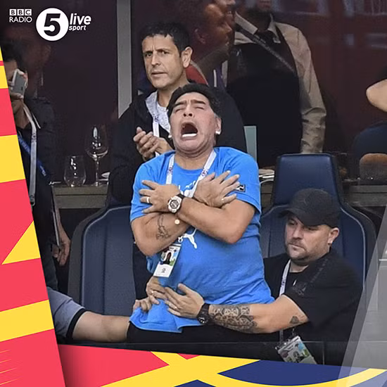 Diego Maradona trông như 'phê thuốc' khi xem Argentina đánh bại Nigeria ảnh 2