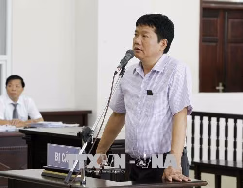 Viện Kiểm sát đề nghị giữ nguyên hình phạt với bị cáo Đinh La Thăng ảnh 1