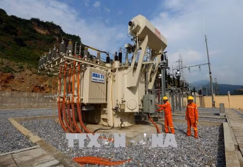 EVN khắc phục sự cố điện do mưa lũ ở khu vực miền núi phía Bắc ảnh 1