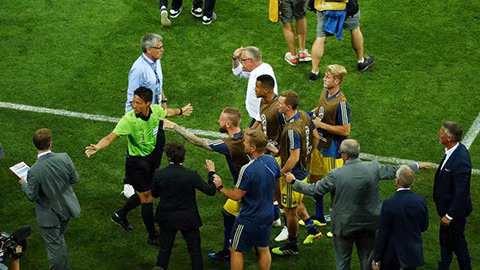 WORLD CUP 2018: Kane xô đổ mọi kỷ lục; FIFA điều tra Đức ảnh 3