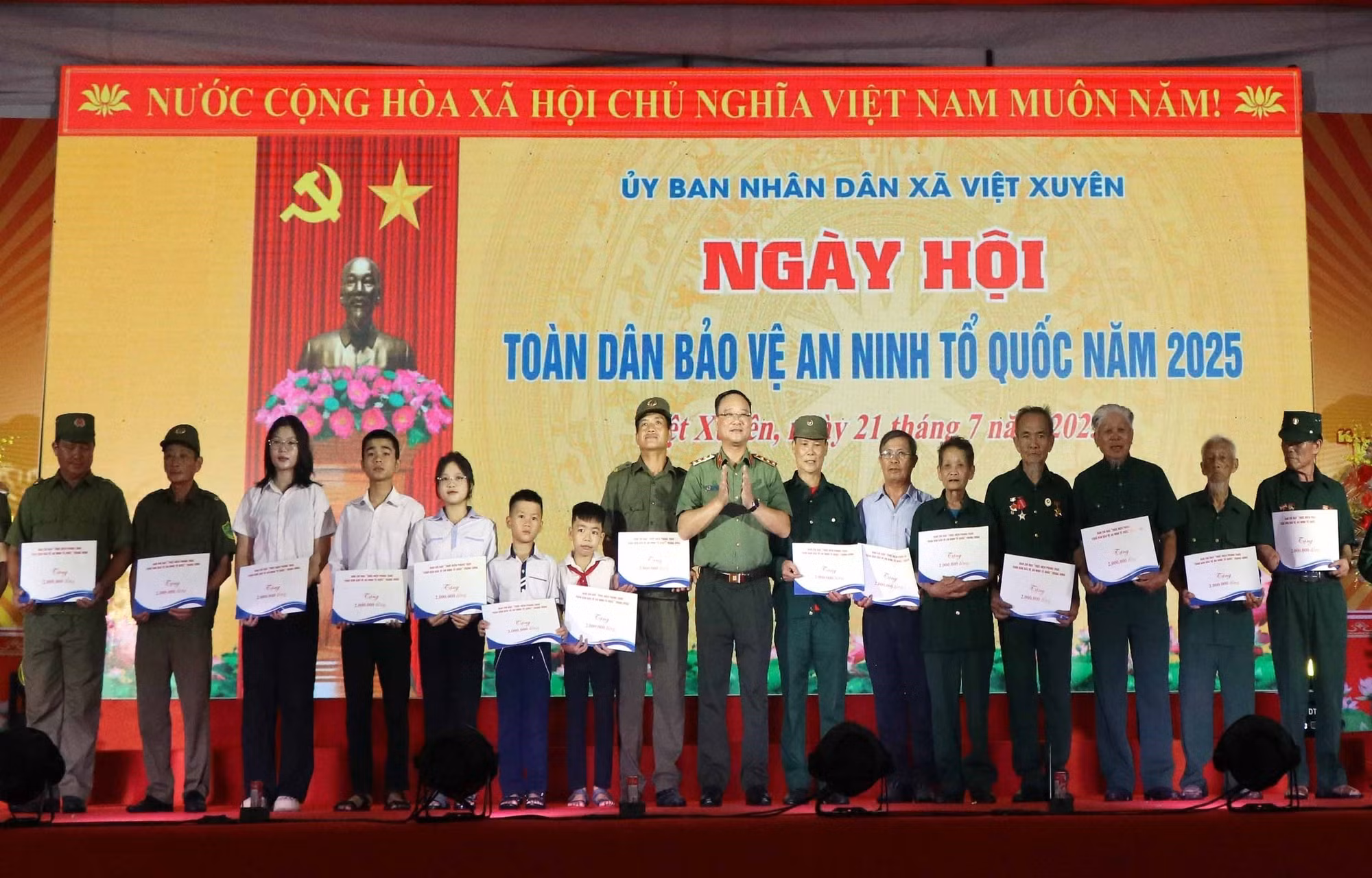 viet-xuyen-21725-11.jpg