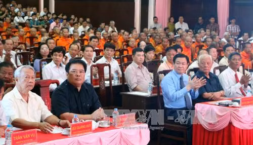Phó Thủ tướng Vương Đình Huệ gặp mặt đồng bào Khmer nhân dịp Tết Chôl Chnăm Thmây ảnh 2
