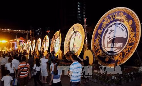 Khai mạc Festival Đờn ca tài tử quốc gia lần thứ II - Bình Dương 2017 ảnh 3