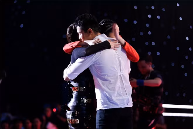 The Voice 2017: Ali Hoàng Dương chiến thắng, nhưng Đào Tín mới là người 'toả sáng' ảnh 10