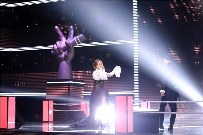 The Voice: Giọng ca 'phi giới tính' Trần Tùng Anh tiết lộ về màn đối đầu Opera bùng nổ tối nay ảnh 5